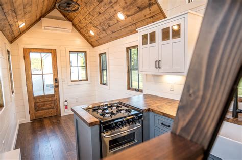 34 Ft Cottage On Wheels By Timbercraft Tiny Homes