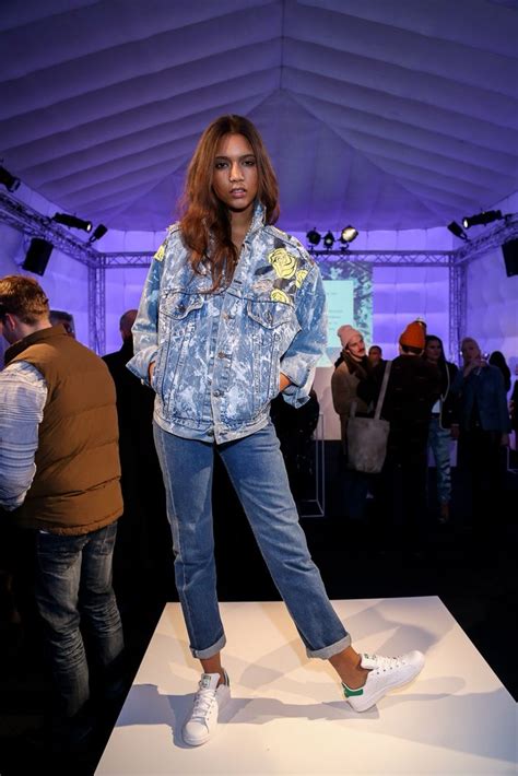 Nyfw Rjp Presentation Painted Denin Vintage Levis Rialto Jeans