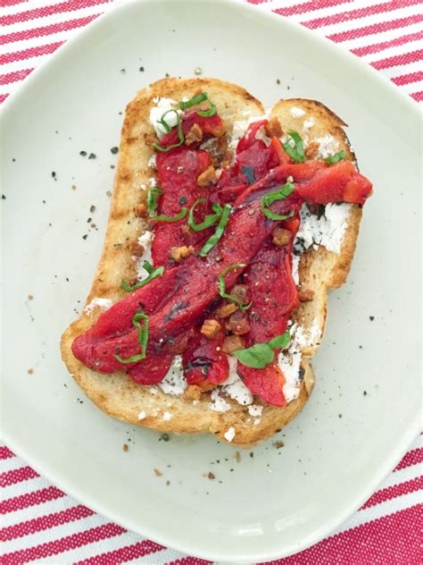 10 Toast Toppings Jam-Packed with Flavor [Recipes] - thegoodstuff