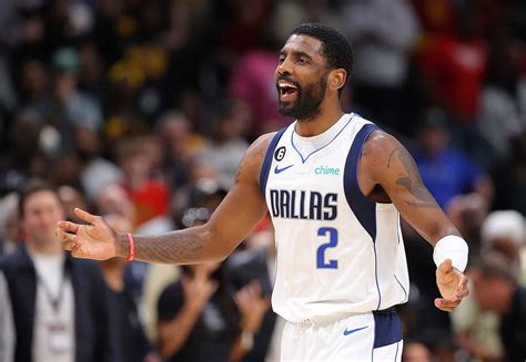 Kyrie Irving Sends A Message To Mavericks Fans