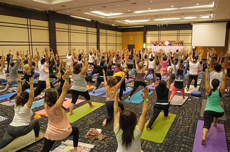 Foro Yoga Una Propuesta De Paz Inaugura El Sadhana Yoga Conference