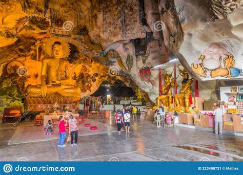 Marcha Da Ipoh Malayasia Interior Do Templo Da Caverna De