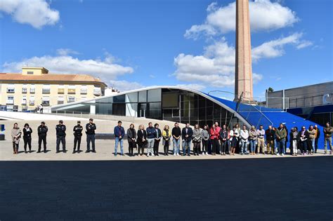 Las Torres de Cotillas recuerda a las víctimas del 11M con un minuto de