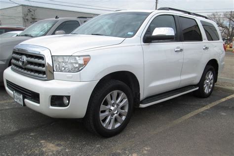 2014 Toyota Sequoia Platinum 4WD - Repo Finder