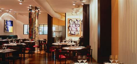 Nouvelle cuisine in Paris. Fusion food. The top restaurants.