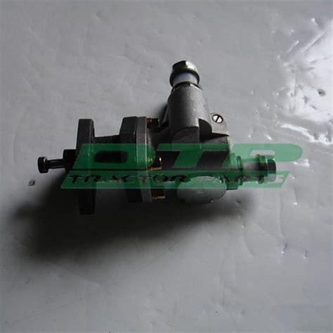 Foton Tractor Parts T75003303 Oil Conveying Pump