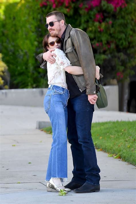 Emma Roberts And Garrett Hedlund Enjoy A Romantic Stroll 04 Gotceleb