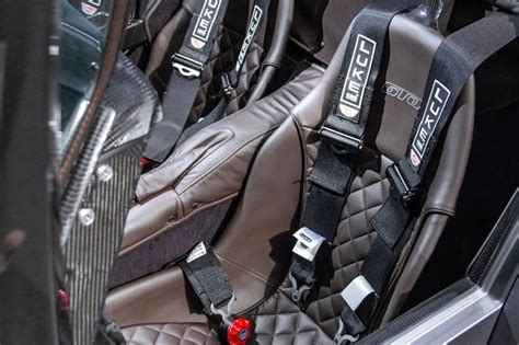 Donkervoort D8 GTO Bare Naked Carbon Edition