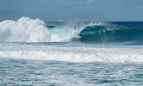 The Best Surf Spots On Oahu, Hawaii • The Grom Life