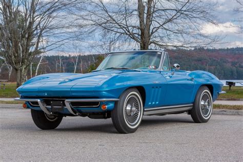 1965 Chevrolet Corvette Convertible for Sale at Auction - Mecum Auctions