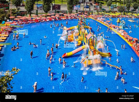 Water Park Mamaia Romania Hi Res Stock Photography And Images Alamy