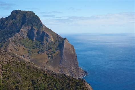 The Story of Robinson Crusoe Island - WorldAtlas