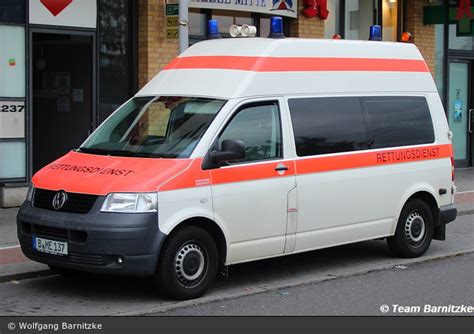 Einsatzfahrzeug Krankentransport Medicor Mobil Ktw Bos Fahrzeuge