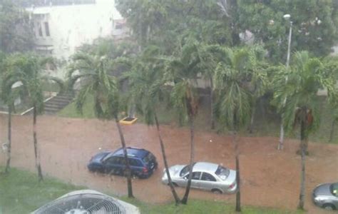 Fuertes Lluvias Inundaron Las Calles Del País Panamá América