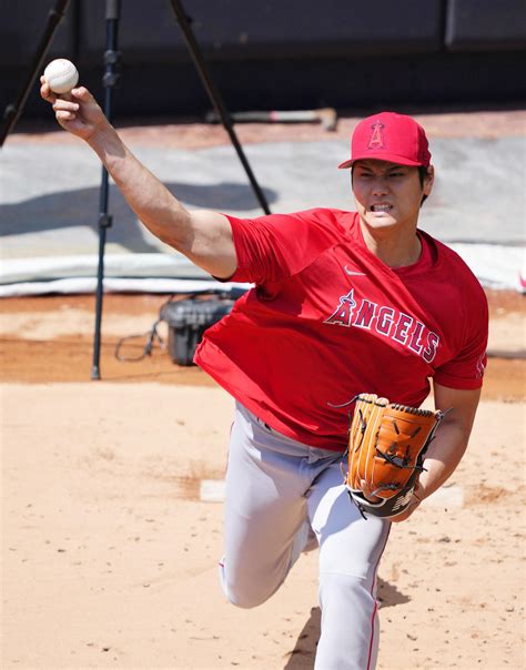 エンゼルス大谷翔平、試合前にブルペンで投球練習 ロイヤルズ戦へ42球投げ状態確認 Mlb写真ニュース 日刊スポーツ