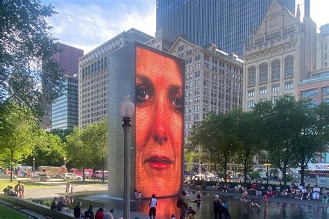 Millennium Park Art and Architecture Walking Tour Harga Promo - tiket.com