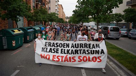 Kale Borroka Pamplona Una Manifestaci N Rechaza Las Detenciones De La