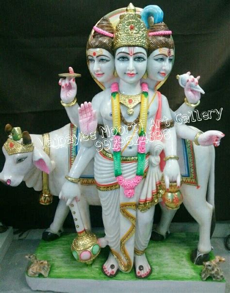 Painted Hindu White Marble Dattatreya Statue For Worship At Rs