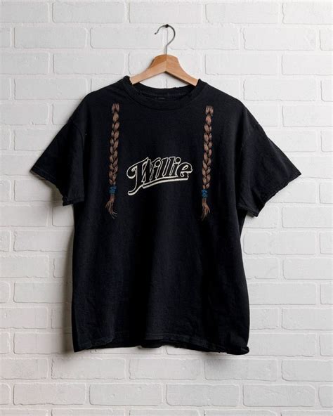 Willie Nelson Braids Black Thrifted Tee | LivyLu | Thrifting, Tees ...