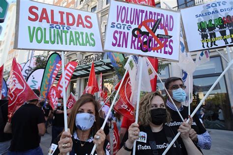 Trabajadores de CaixaBank harán huelga el martes para exigir mejores