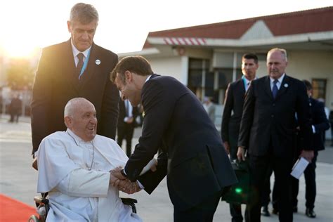 Emmanuel Macron souligne des moments de partage et d amitié avec le