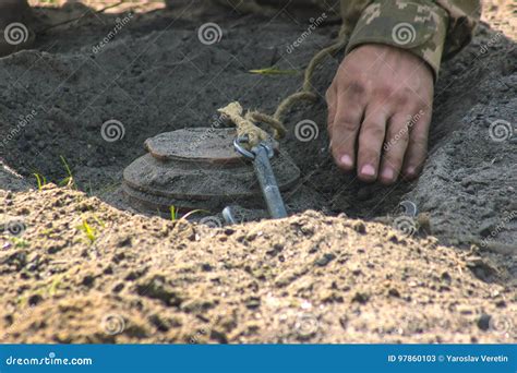 Anti Tank Mine Installing Stock Image Image Of Infantry 97860103