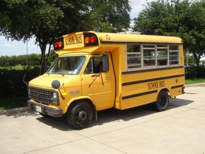 Index of /data_images/galleryes/chevrolet-school-bus/