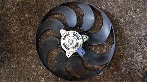 Renault Clio MK4 2013 2018 0 9 TCE Raditor Cooling FAN Store