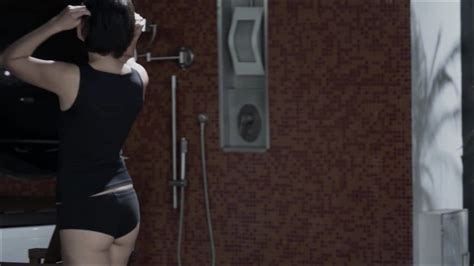 Naked Gabriela de la Garza in Bienes raíces