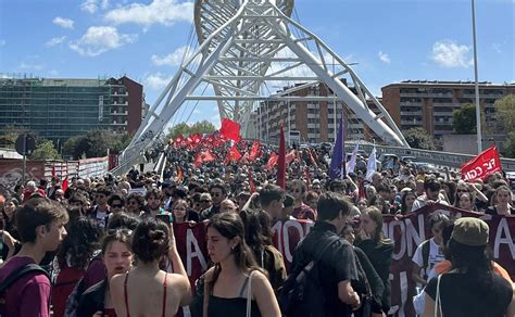 Corteo Del 25 Aprile A Roma Lanpi Dal Palco La Russa Si Deve Dimettere