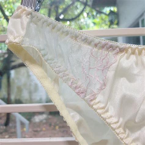 SILKY NYLON PANTY Sheer Yellow Bikini Sissy Lace VTG Brief Size 7 L Hip