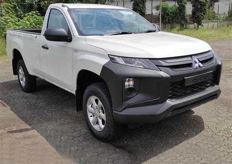 Triton Single Cab Hdx 4x4 Mt Pt Murni Berlian Motors Pt Murni