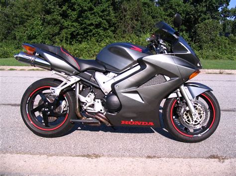 Honda VFR800 finished! - National Superbike