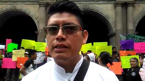 Contin A Protesta En La Entrada Del Palacio De Gobierno E Oaxaca