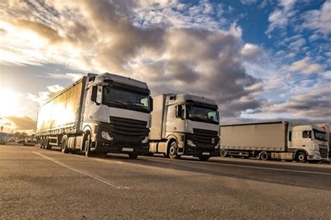 As principais vantagens do transporte rodoviário no Brasil porque essa