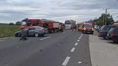 Accident Cu Mor I N Bihor O Ma In S A Izbit Violent De Un Tir