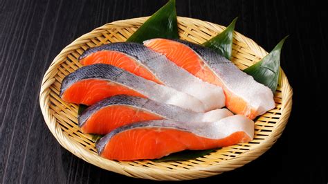 Should You Eat The Skin On Salmon