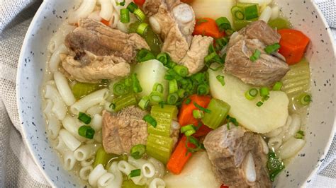 How To Make Súp Nui Sườn Heo (Macaroni Soup with Pork) - Ta-Daa!