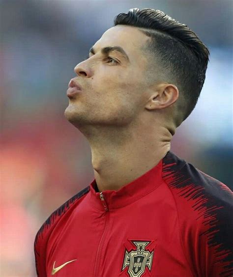 Pin by Gina Angelova on CR7 | Cristiano ronaldo haircut, Ronaldo ...