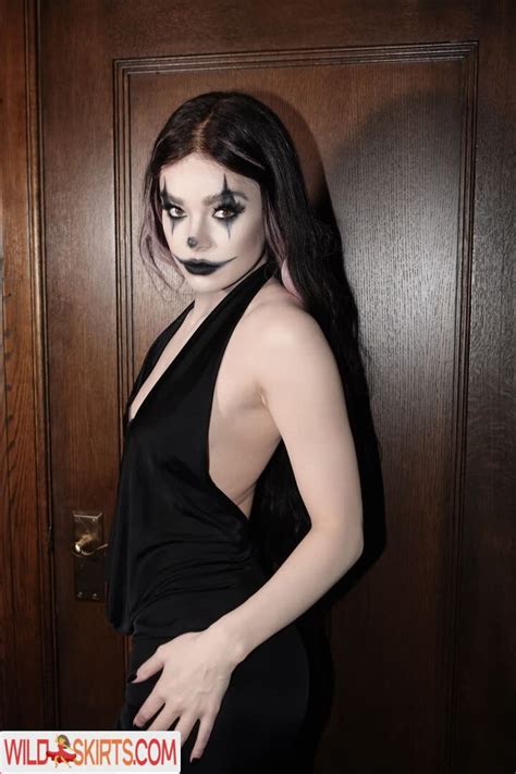 Hailee Steinfeld Hailee Steinfeld Haileesteinfeld Nude OnlyFans Instagram Leaked Photo 756