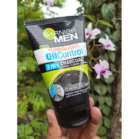 Jual Garnier Men Turbolight Oilcontrol 3in1 Charcoal 100ml Shopee