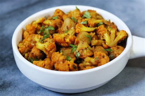 Aloo Gobi The Punjabi Cauliflower And Potato Curry ãhãram