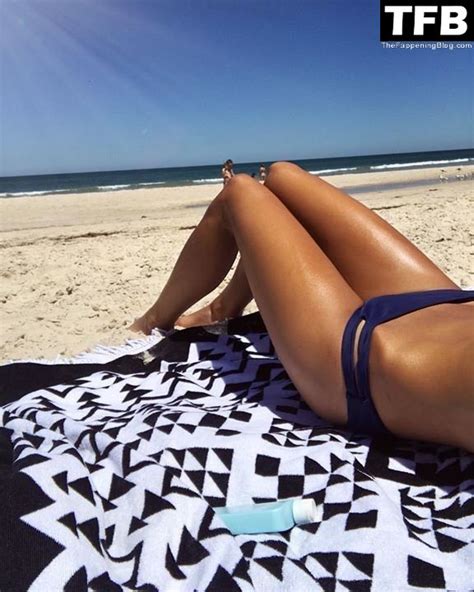 Kayla Itsines Nude Celebs The Fappening Forum