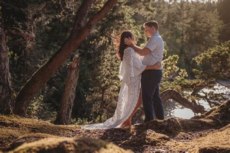 $300 - 1 Hour Couples/Engagement Session - Victoria, BC, Canada Wedding ...