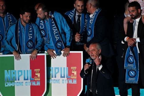 Napoli De Laurentiis Campionati Da Aprile Ad Agosto Poi