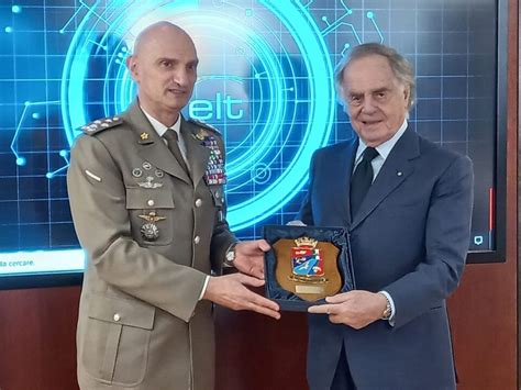 Segredifesa Il Generale Di Corpo D Armata Luciano Portolano In Visita