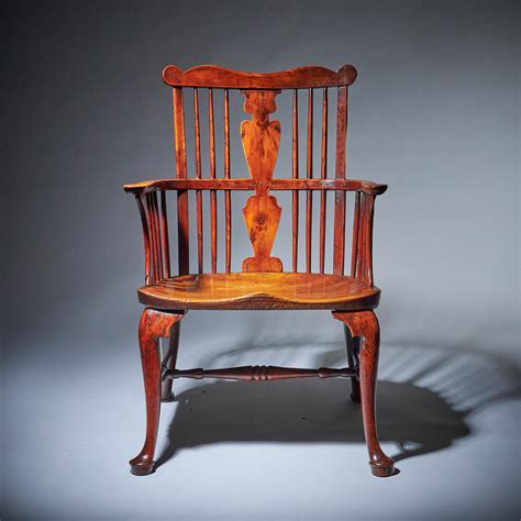 18th Century George III Yew and Elm Thames Valley Comb-Back Windsor