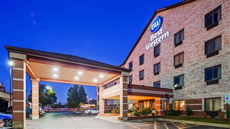 Best Western Inn And Suites Midway Airport Burbank Il See Discounts