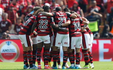 Dirigente Revela Estrat Gia Do Flamengo Para Ter Elenco Forte Em