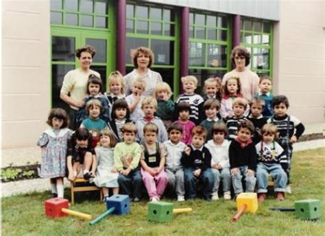 Photo De Classe MATERNELLE Petite Section De 1989 Ecole Groupe